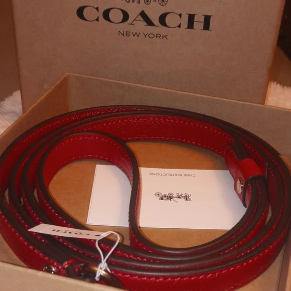 Authentic Red Leather Coach Dog Leash - Picture 1 of 6